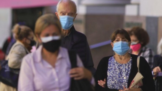 Quirós: "En los primeros días de octubre se podría dejar de usar el barbijo"