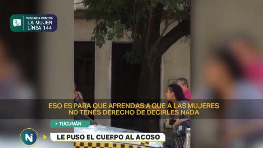 Video: un taxista la acosó, ella paró el tránsito y lo obligó a pedirle disculpas