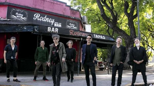 A 30 años del lanzamiento, La Portuaria planea un show en el bar de la calle Rodney