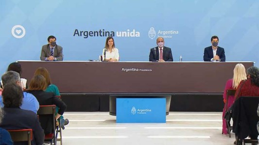 Manzur: “Ojalá que Dios nos ayude, nos dé una manito porque esta vuelta hace falta”