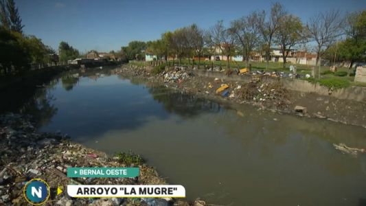 Quilmes: el reclamo de los vecinos por un arroyo contaminado
