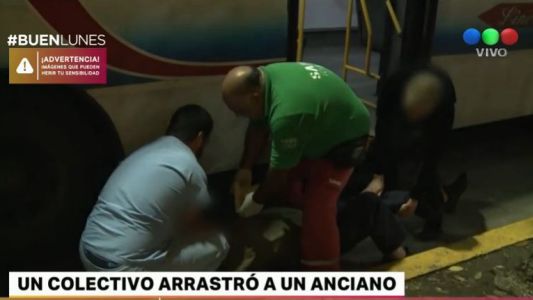 Un hombre mayor quedó debajo de un colectivo