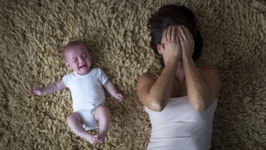 "Nadie me avisó que la maternidad era ésto": Relatos de mamás al borde de un ataque de nervios
