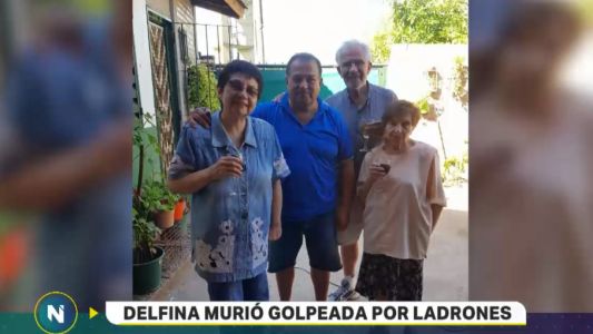 Salió a barrer la vereda y la mataron