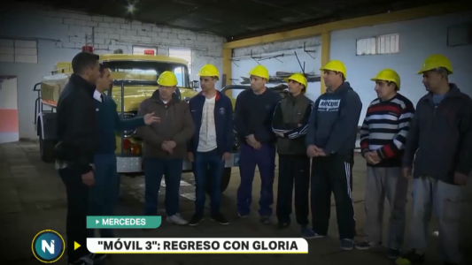 Presos del penal 5 de Mercedes repararon camión histórico de los Bomberos