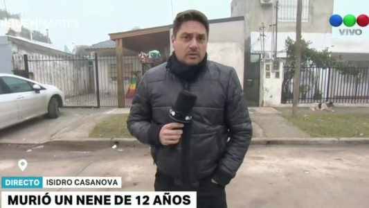 Murió un nene de 12 años en Isidro Casanova: se habría disparado con el arma de la pareja de su mamá