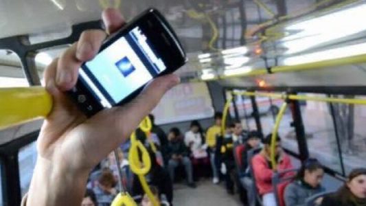 Desde este viernes hay wi fi gratis en 17 líneas de colectivos