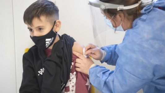 Vacunas Covid-19: la Ciudad abre la inscripción para niños de 3 a 11 años