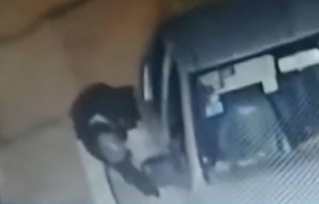 “Pincharruedas”: Todos los autos de una cuadra de Merlo amanecieron con las ruedas pinchadas