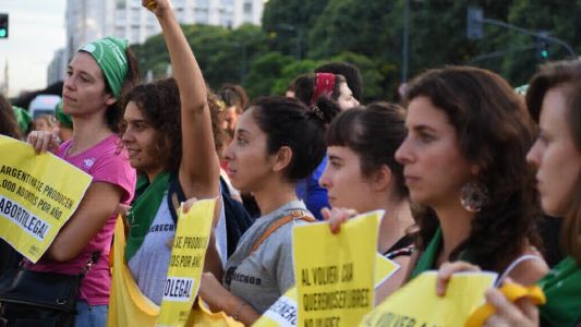 Se estima que hay 450 mil abortos por año en Argentina