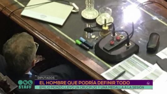 Aborto: detalles del escritorio de Monzó que anticiparían su voto en caso de desempate