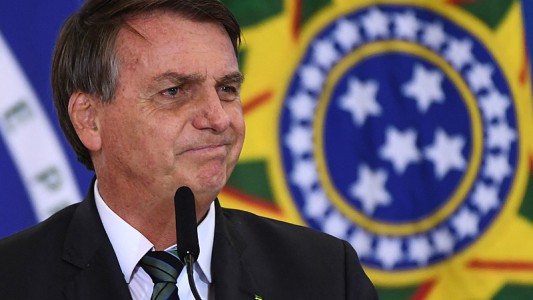 Brasil: Tribunal Electoral rechaza anular elección de Bolsonaro pero admite indicios de delitos