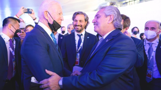 Fernández y Biden en Roma: el Gobierno busca una bilateral para conseguir respaldo ante el FMI