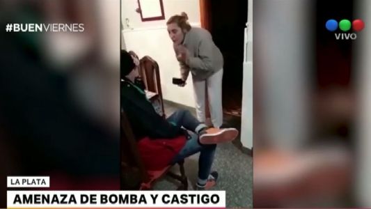 Madre reta a un chico que hizo una amenaza de bomba a una escuela: "Calláte, te voy a cortar la lengua"