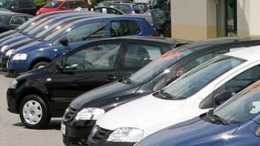 "Alarmante desabastecimiento de vehículos usados": concesionarias en alerta