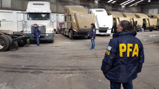#OperativoMonsterTruck Incautaron 68 camiones traídos de contrabando desde Estados Unidos
