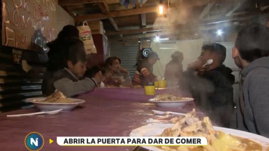 Puso un merendero en el fondo de su casa