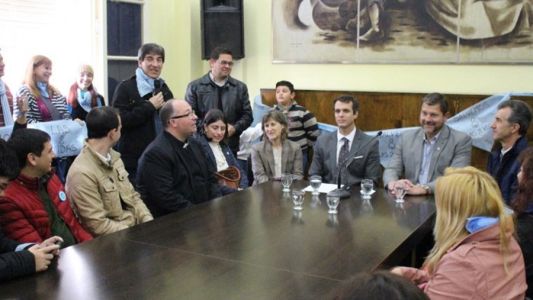 Polémica en Entre Ríos: el intendente de Concordia busca respaldar la defensa de "las dos vidas" por decreto