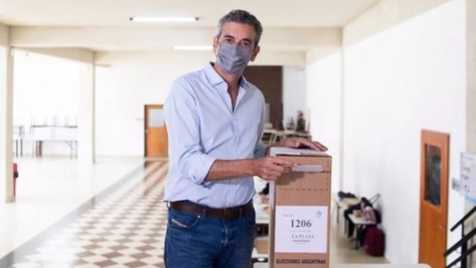 Randazzo: "El país va a cambiar el día que dejemos de votar en contra de"