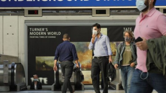 El Reino Unido registró más de 40 mil nuevos casos de coronavirus y hay preocupación