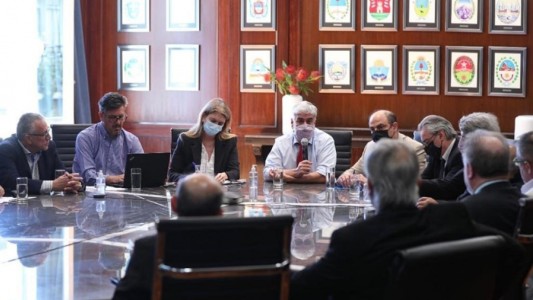 Comienzan las negociaciones para extender los Precios Congelados más allá del 7 de enero