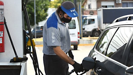 Por el atraso en los precios, advierten que podría faltar combustible