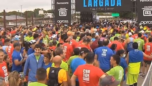 Murió un corredor en la maratón de Córdoba: se descompensó en medio de la carrera