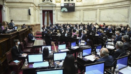 Última semana con mayoría: el oficialismo avanza en el Senado más de 100 decretos