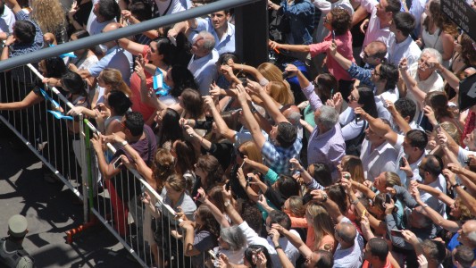 Causa Santiago Maldonado: el juez investiga si un DNI puede estar 78 días bajo el agua