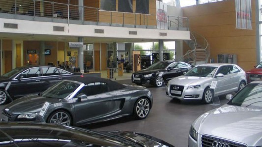 Bajan el impuesto a los autos de alta gama