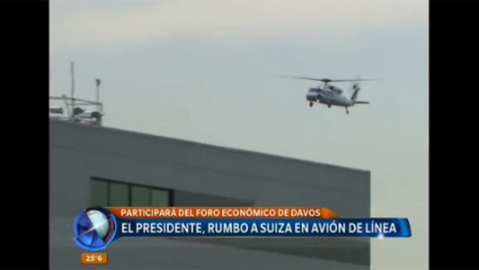 El Presidente, rumbo a Suiza en un avión de línea