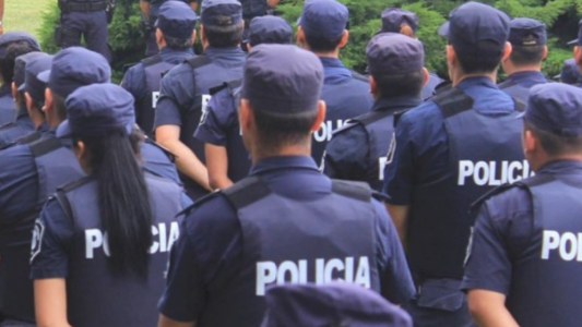 La Provincia anunció un aumento salarial para policías y penitenciarios