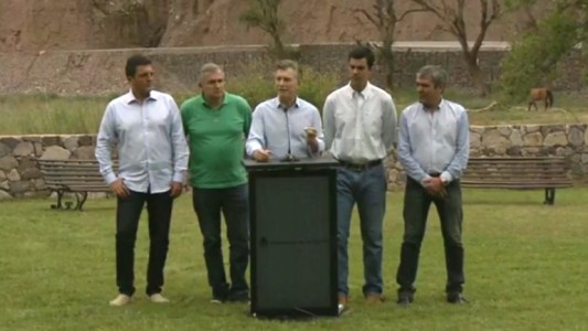 Macri reclamó a los gremios "prudencia" en las paritarias