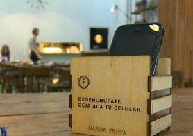 Promo "Desconectados": comer sin celular