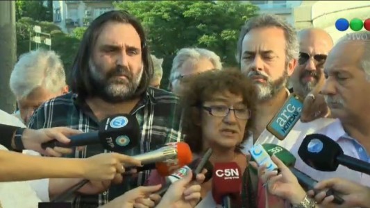 Los cinco gremios docentes nacionales rechazaron la oferta salarial del Gobierno