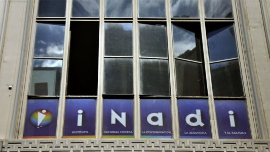 Avanza un proyecto de ley contra los comentarios en Internet