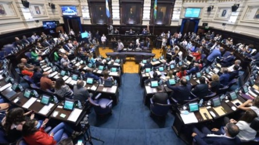 La Legislatura bonaerense aprobó la reforma que permite la reelección de intendentes