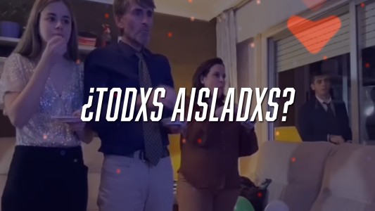 Toda la familia aislada en los festejos por Año Nuevo - #FlashChat