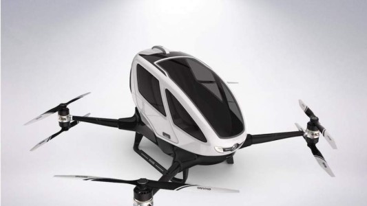 Presentaron un dron que puede transportar a una persona