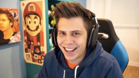 Hackearon la cuenta de Twitter del youtuber "El Rubius"