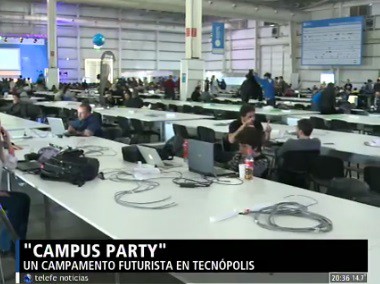 Noche de acampe tecnológico