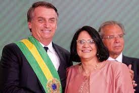 Polémica declaración de ministra brasileña: vincula embarazo infantil con exposición en TikTok