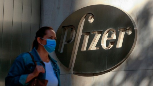 Pfizer duplicó su beneficio neto en 2021 gracias a la vacuna anticovid