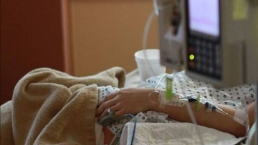 Indigente intentó degollar a una mujer que lo dejó entrar a su casa para bañarse