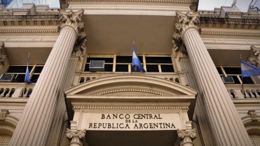 El Banco Central subió la tasa de interés de los plazos fijos al 41,5% anual