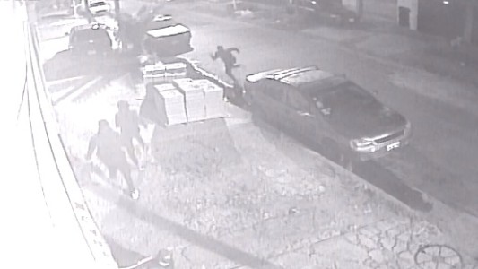 Ya son dos los adolescentes detenidos por el crimen del empresario de Caseros