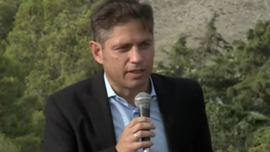 Kicillof anunció que la tercera dosis de la vacuna contra el coronavirus será libre para los mayores de 18 años