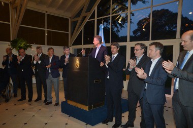 Macri pidió a los empresarios cuidar el empleo y ser responsables con los precios