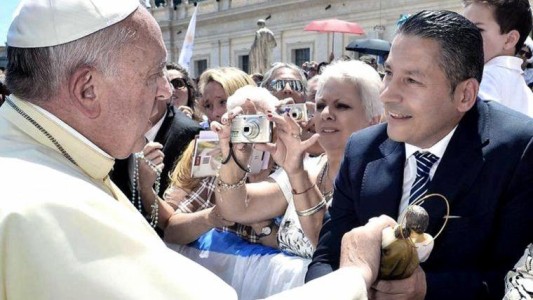 Video: "¿La mafia de Othacehé no lo joroba?", le preguntó el Papa al intendente de Merlo