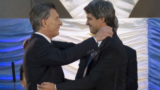 El Gobierno oficializó la emisión de bonos por 16.500 millones de dólares para pagarle a los holdouts